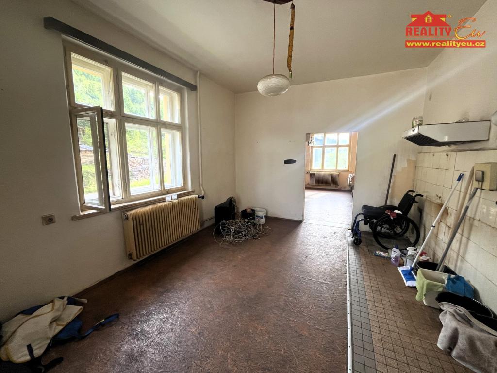 Prodej domu 260 m2, Hronov – náhled fotky 15