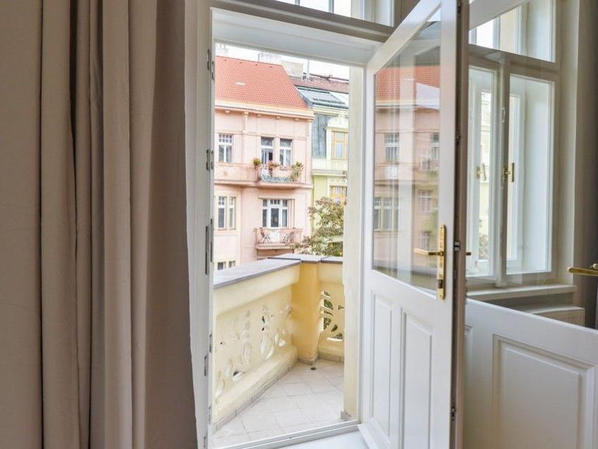 Pronájem bytu 3+kk 93 m2