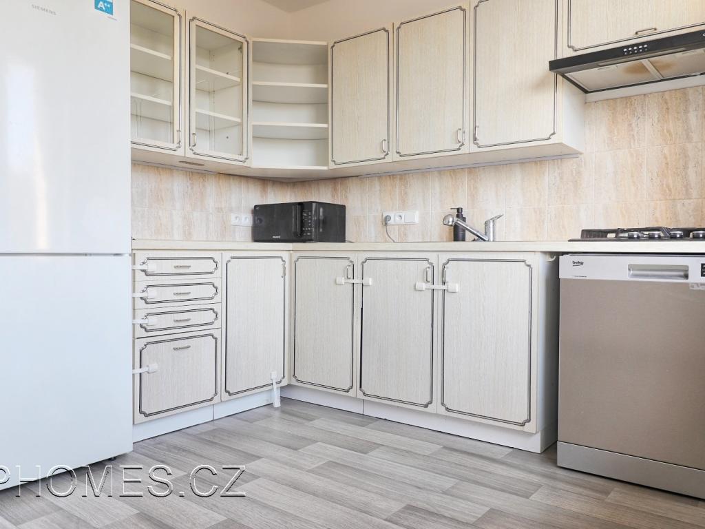 Pronájem bytu 3+1 70 m2, Praha – náhled fotky 9