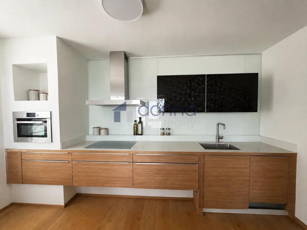 Pronájem bytu 3+kk 84 m2