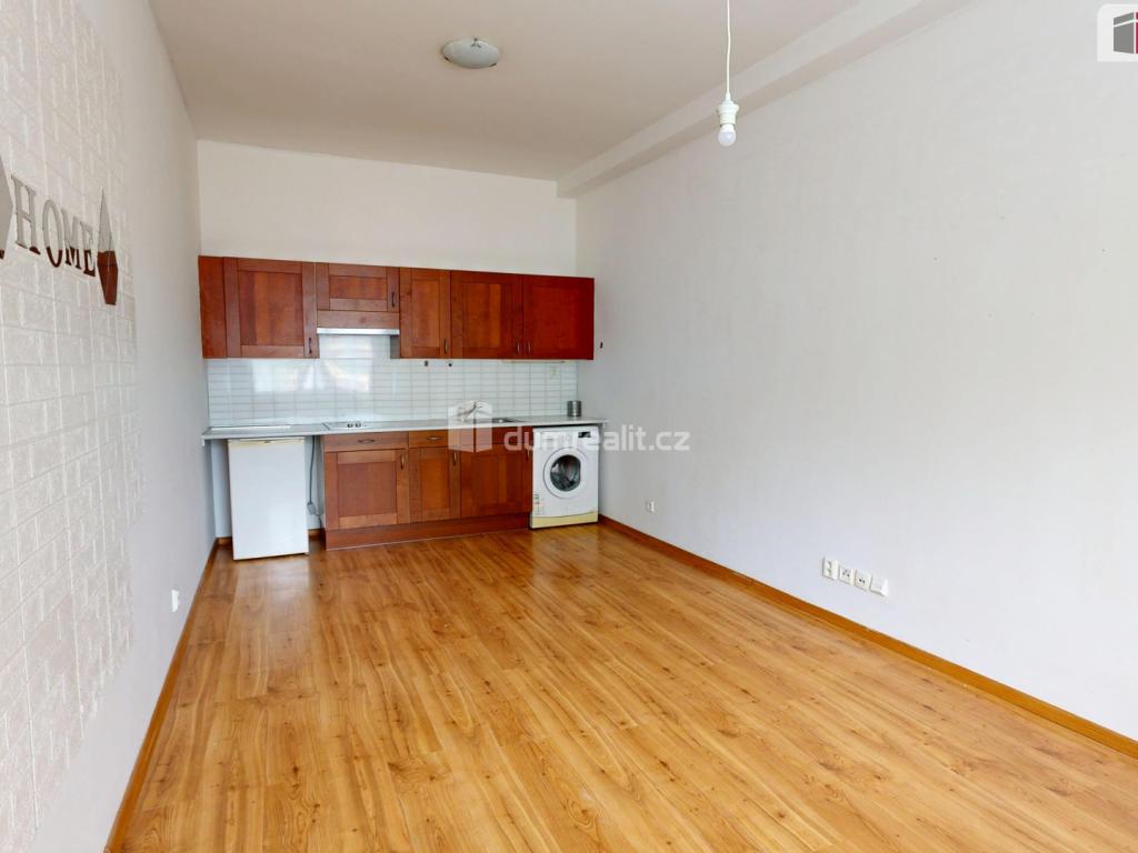 Pronájem bytu 1+kk 35 m2