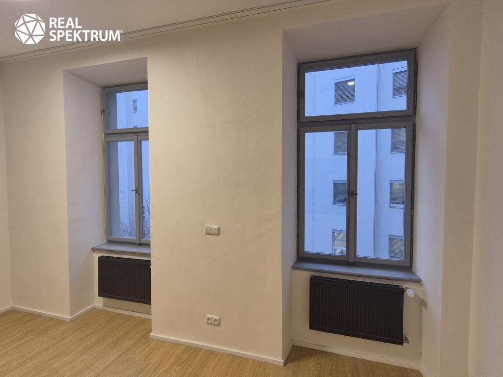 Pronájem bytu 1+kk 32 m2