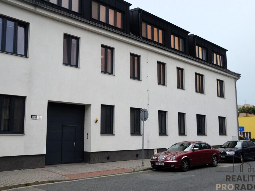 Pronájem bytu 1+kk 42 m2