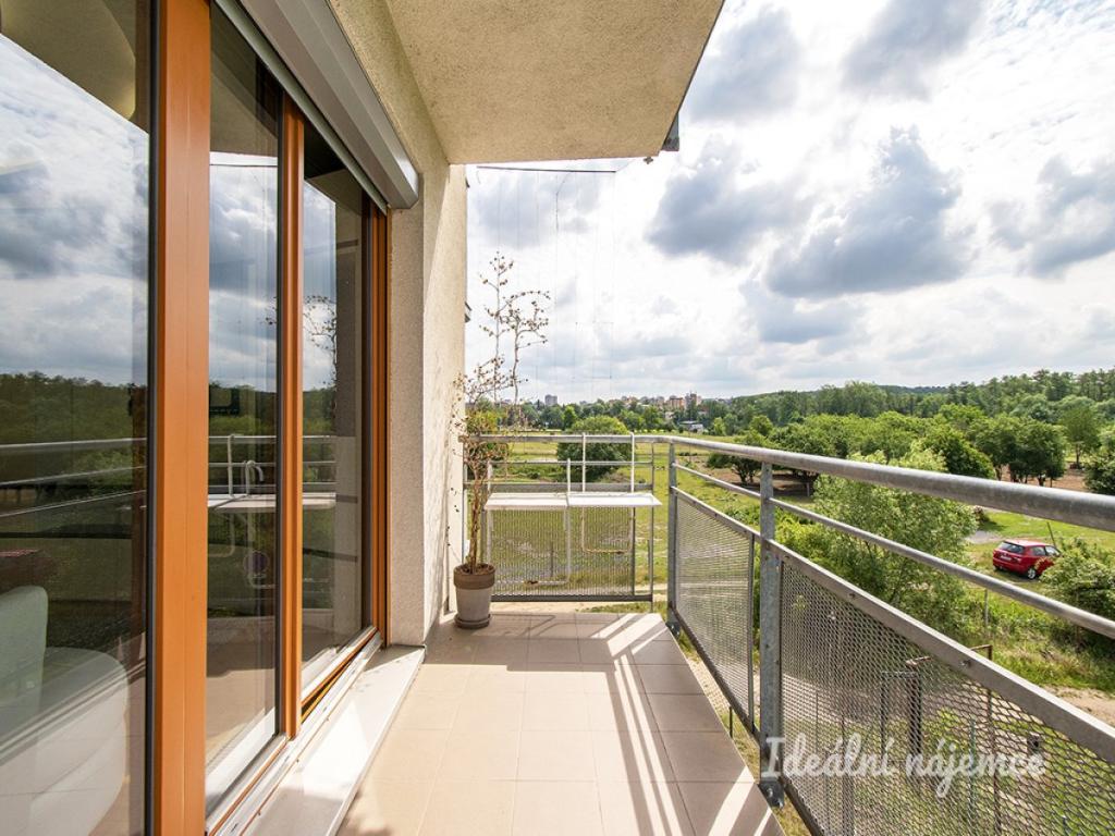 Pronájem bytu 4+kk 100 m2