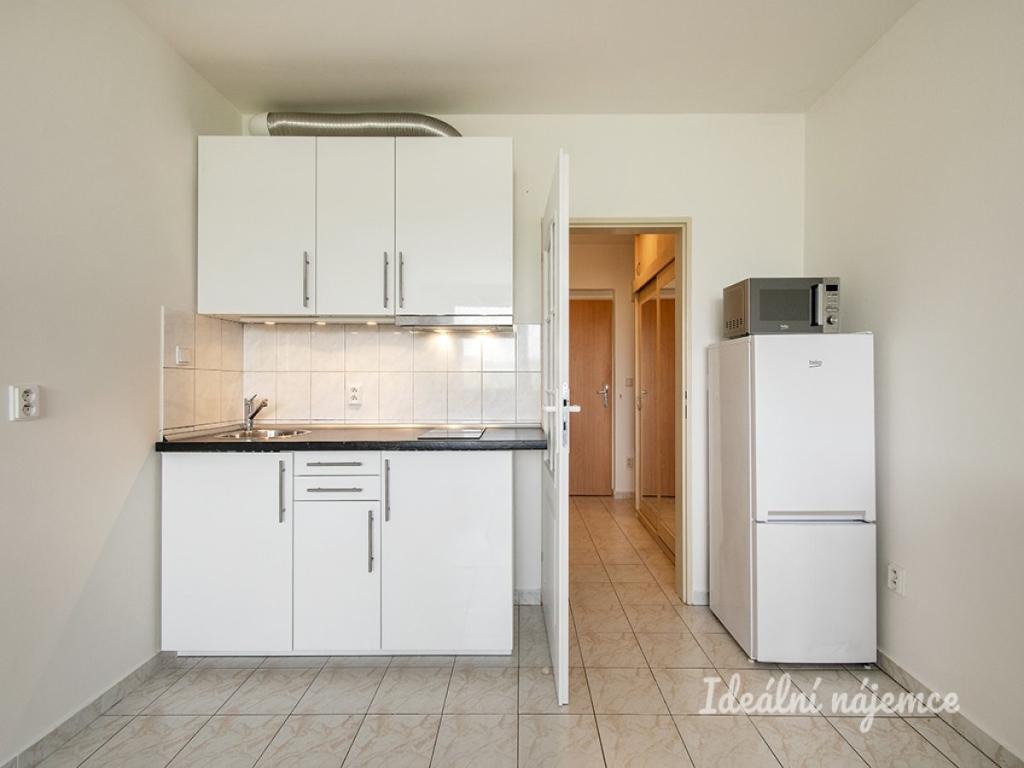 Prodej bytu 1+kk 26 m2, Praha – náhled fotky 3