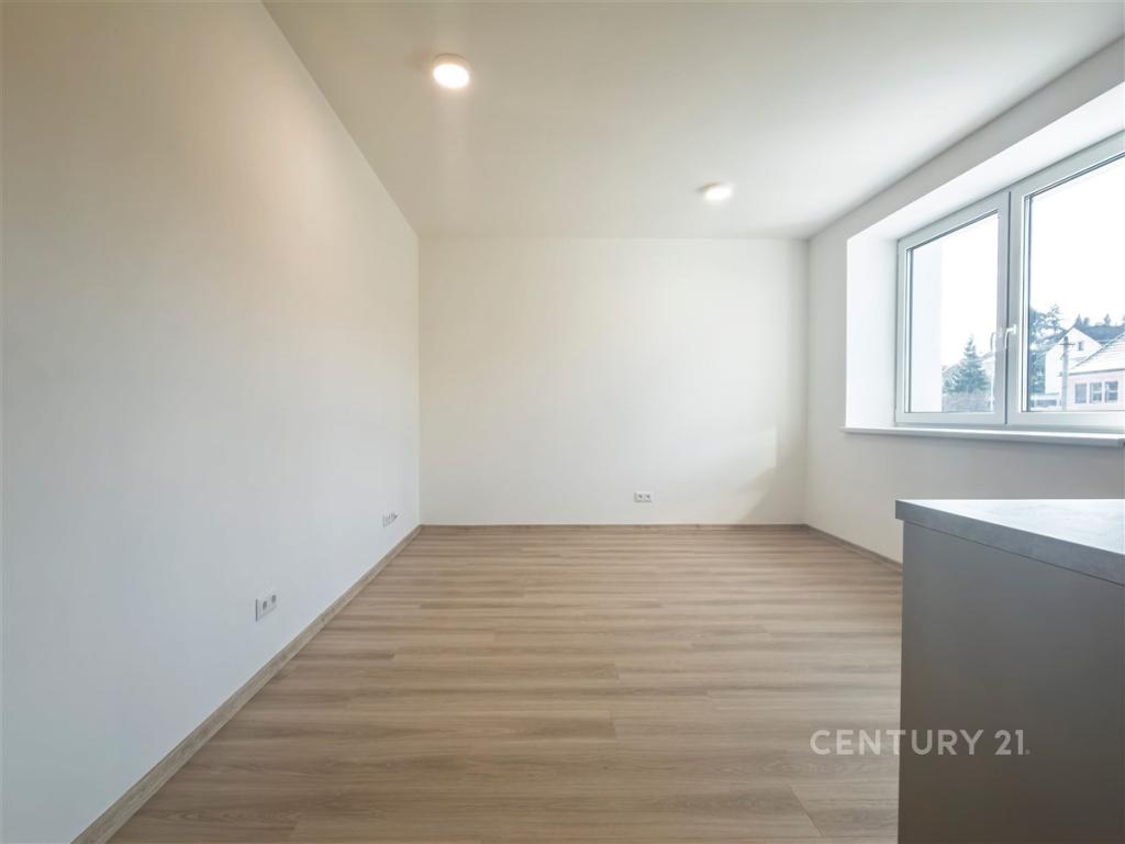 Pronájem bytu 1+kk 25 m2