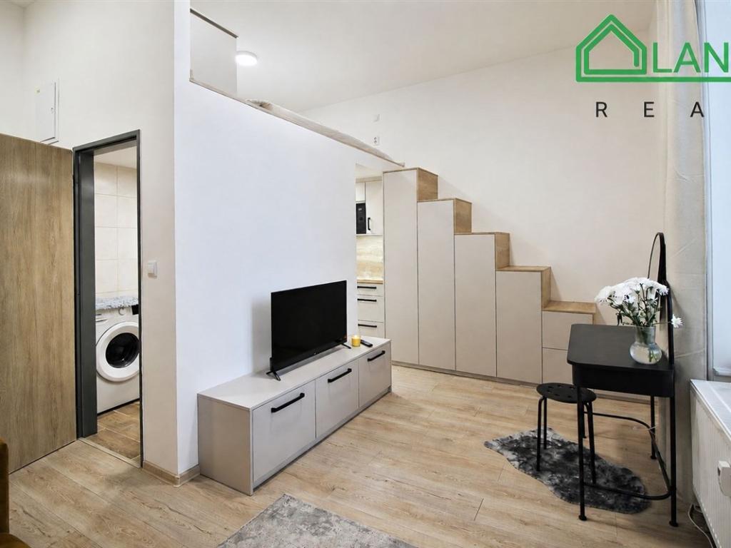 Pronájem bytu 1+kk 31 m2