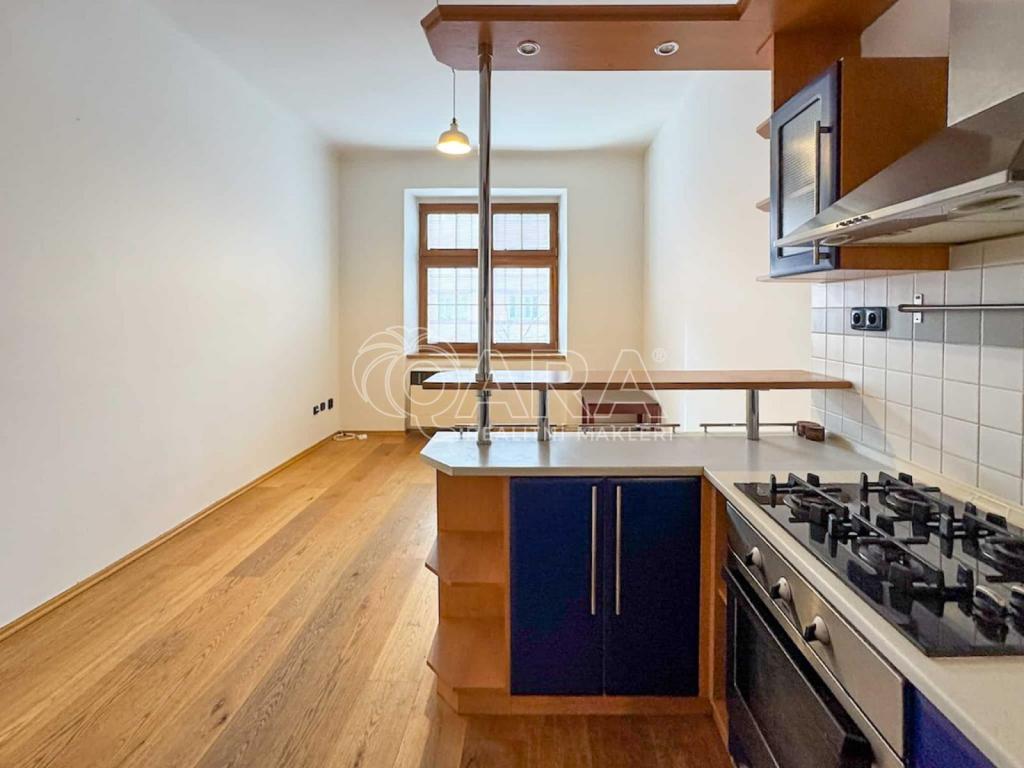 Pronájem bytu 2+kk 48 m² - Więcej