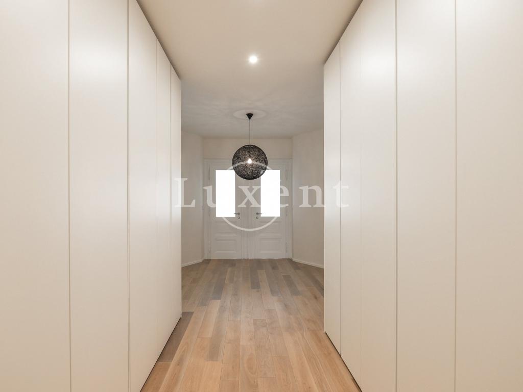Pronájem bytu 3+kk 137 m2, Praha – náhled fotky 11