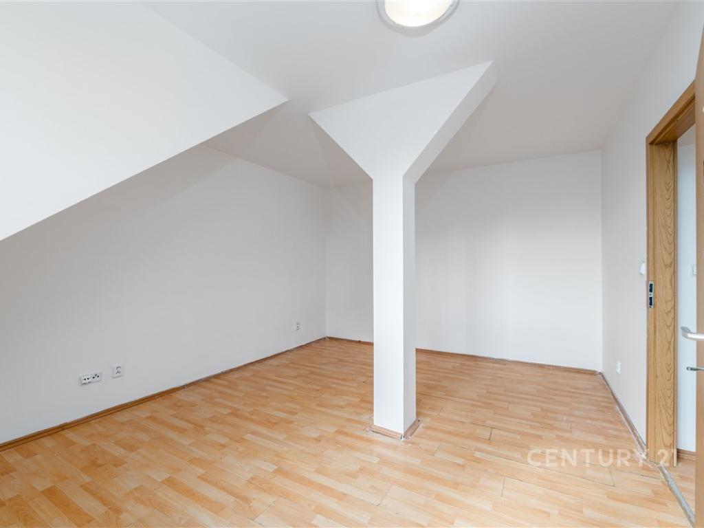 Pronájem bytu 2+kk 43 m2