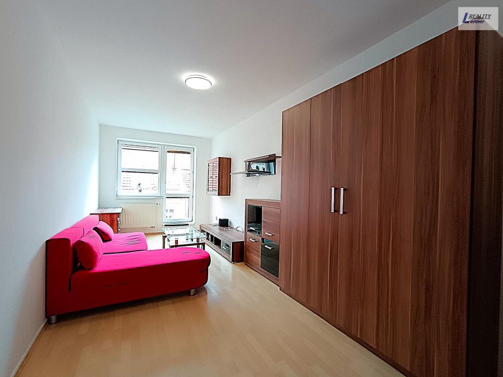 Pronájem bytu 1+1 43 m2