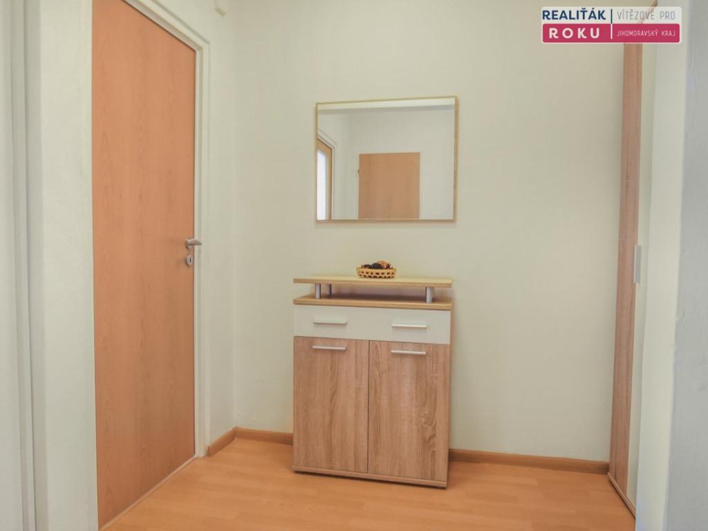 Pronájem bytu 2+kk 44 m2