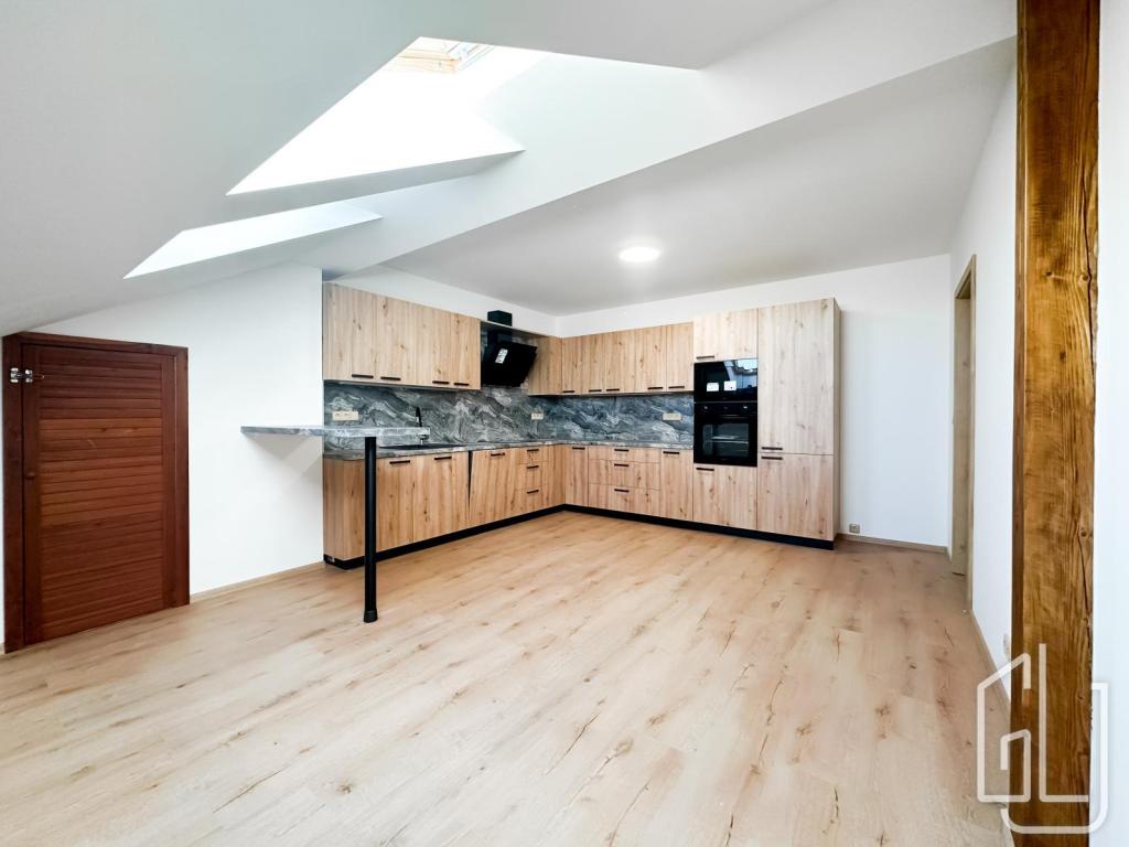 Pronájem bytu 3+1 134 m2