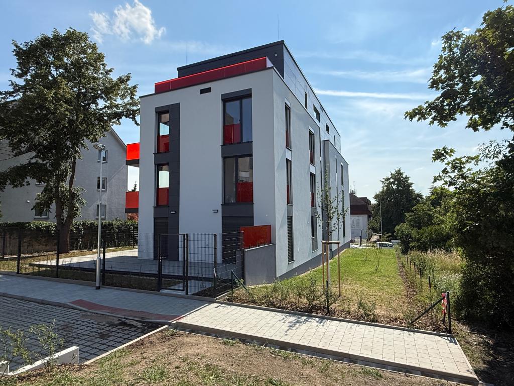 Pronájem bytu 3+kk 71 m2, Praha – náhled fotky 18