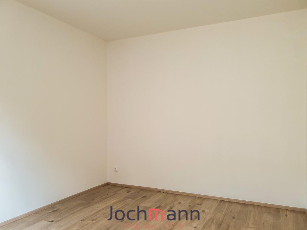 Pronájem bytu 2+kk 50 m² – pohled 6