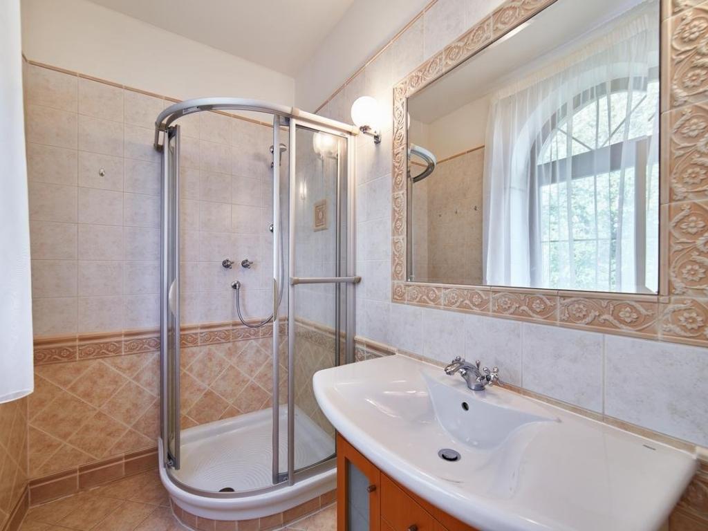 Pronájem domu 254 m2, Praha – náhled fotky 15