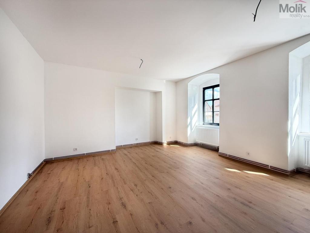 Pronájem bytu 2+kk 52 m2