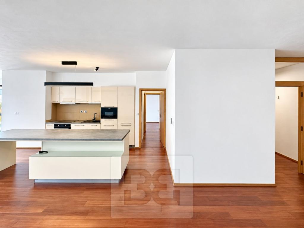 Pronájem bytu 3+kk 109 m2