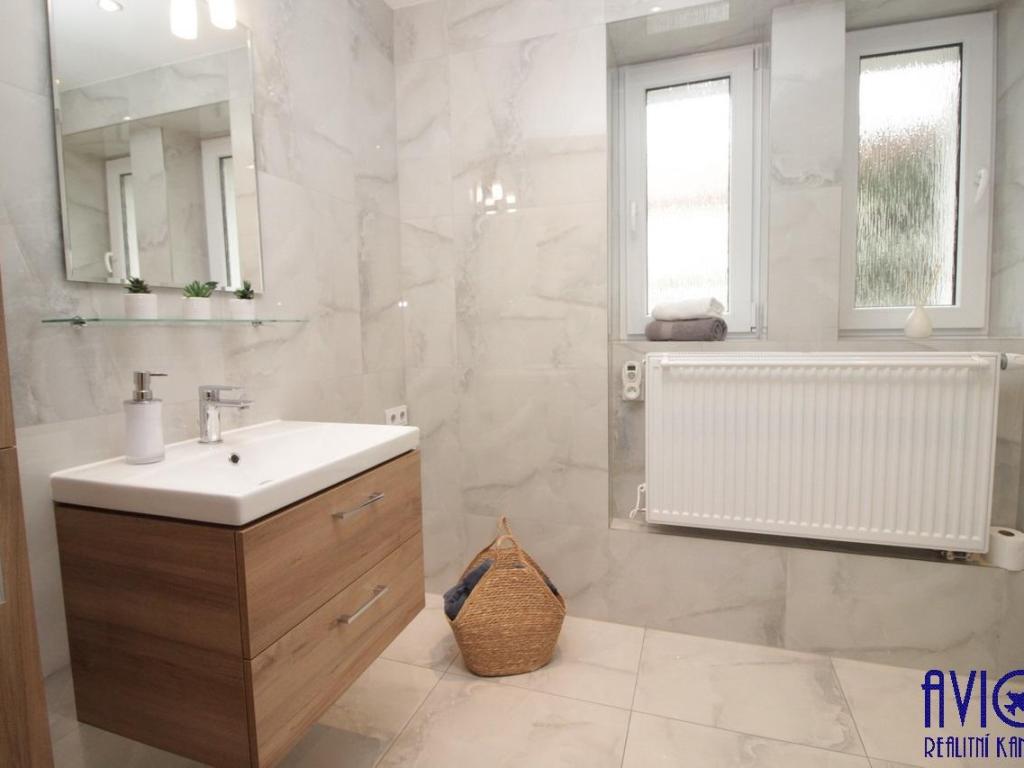 Pronájem bytu 2+1 54 m2, Kolín – náhled fotky 12