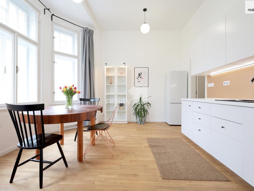 Pronájem bytu 2+kk 60 m2