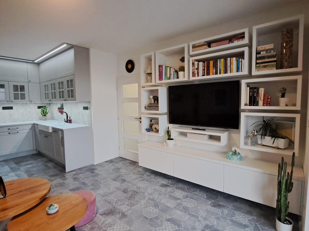 Pronájem bytu 2+kk 53 m2