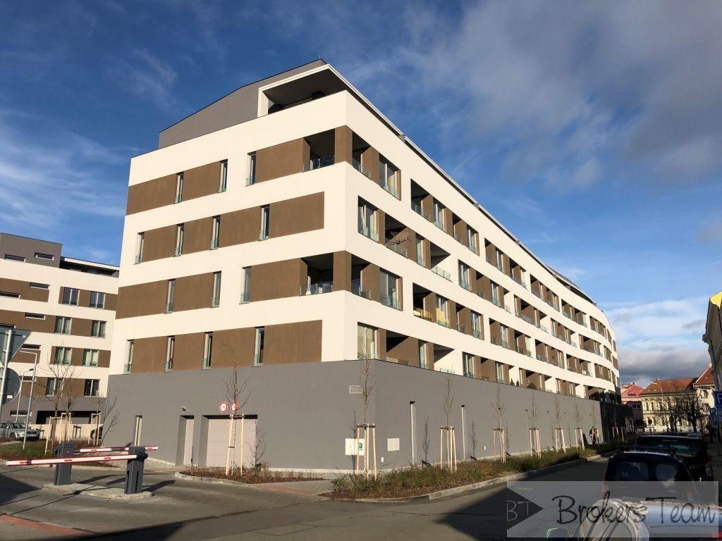 Pronajem bytu 2+kk 53 m2