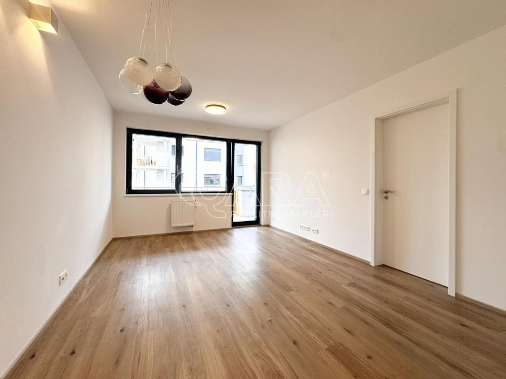 Pronájem bytu 2+kk 53 m2, Praha – náhled fotky 13