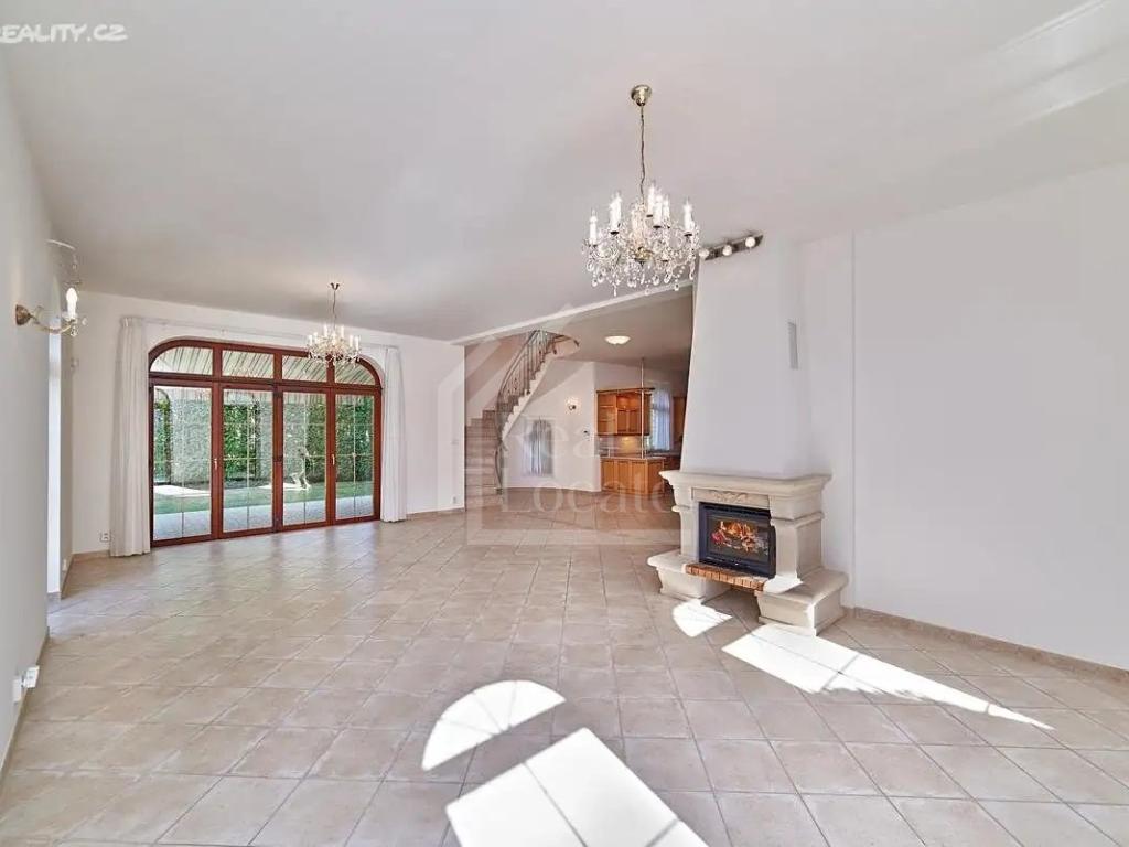 Pronájem domu 255 m2