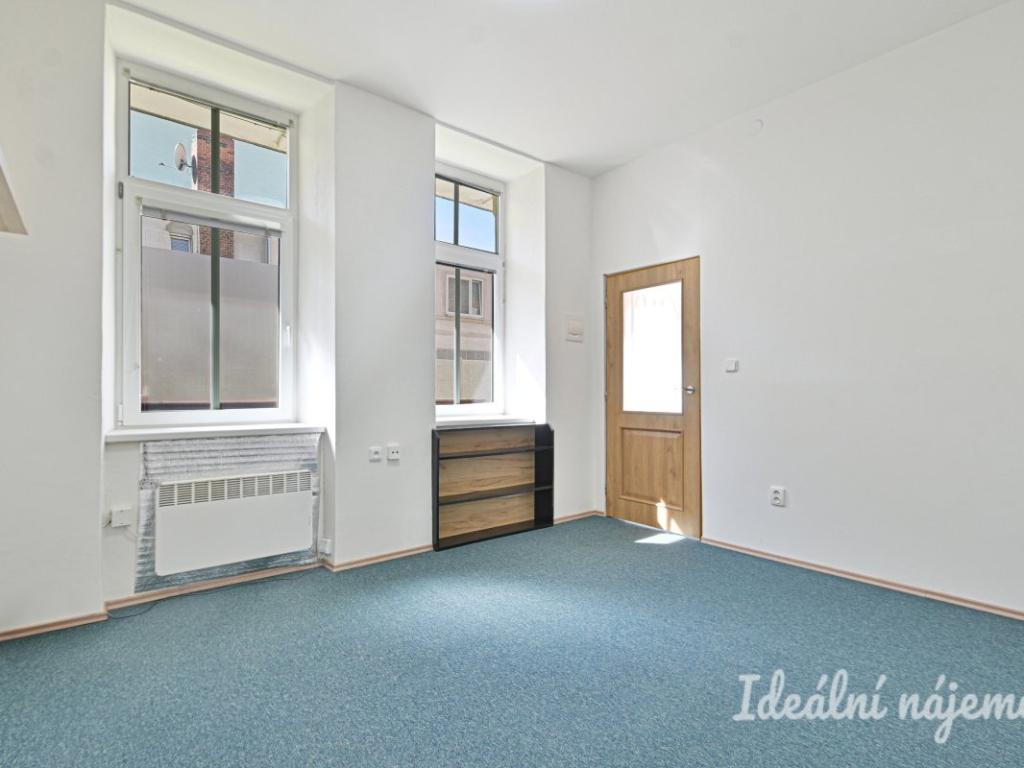 Pronájem bytu 1+1 40 m2