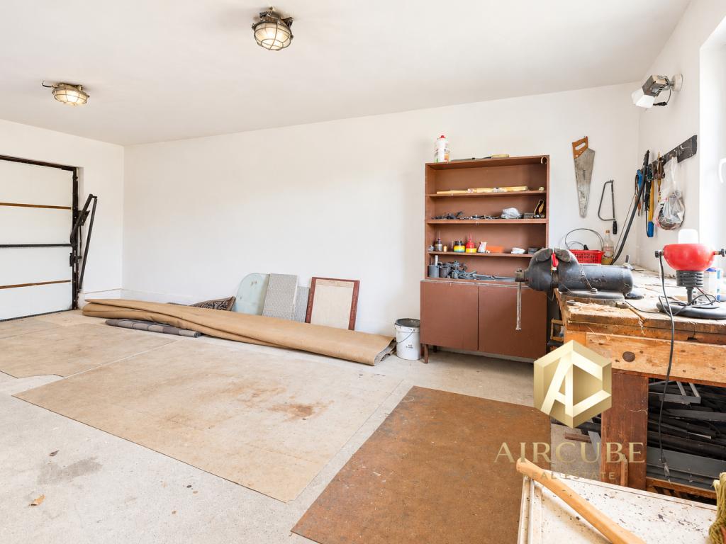 Pronájem domu 204 m2, Dolní Břežany – náhled fotky 30