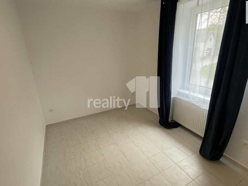 Pronájem bytu 3+1 75 m2, Jiřice – náhled fotky 10
