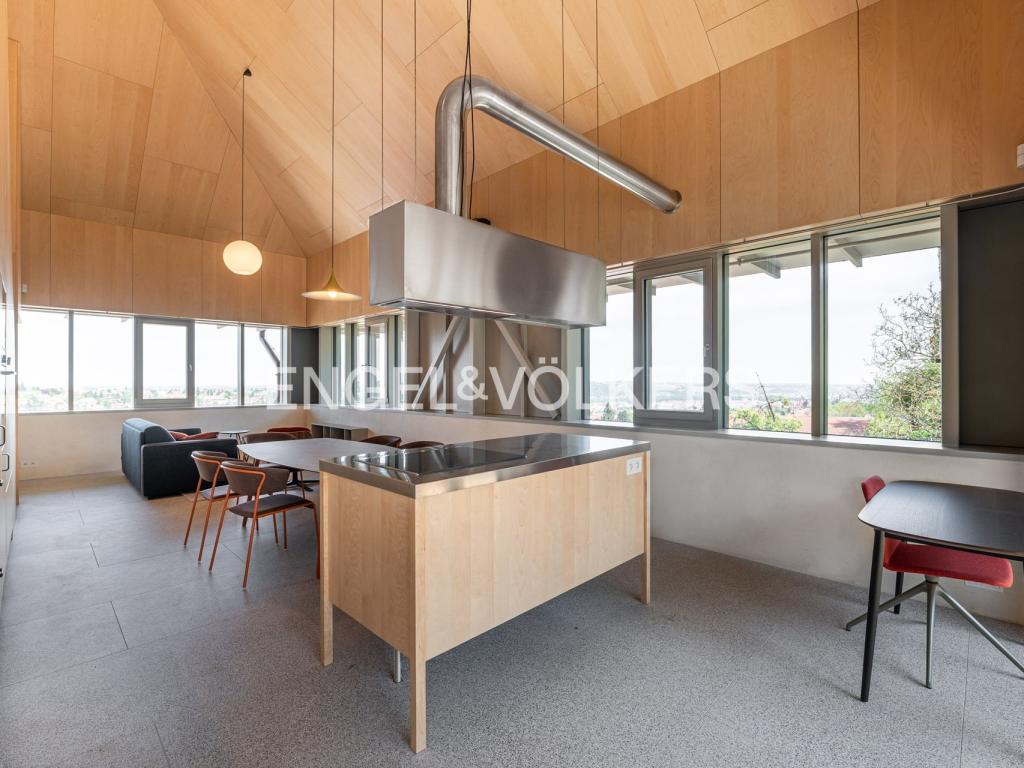 Pronájem bytu 3+kk 108 m2