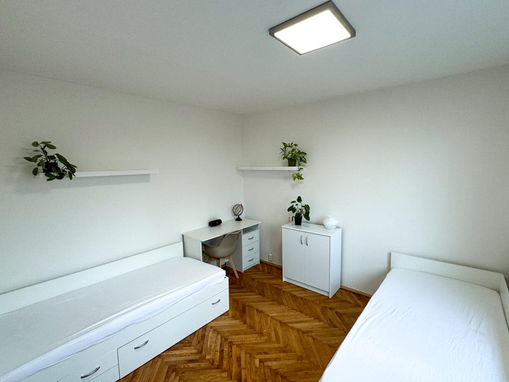 Pronajem bytu 4+kk 15 m2