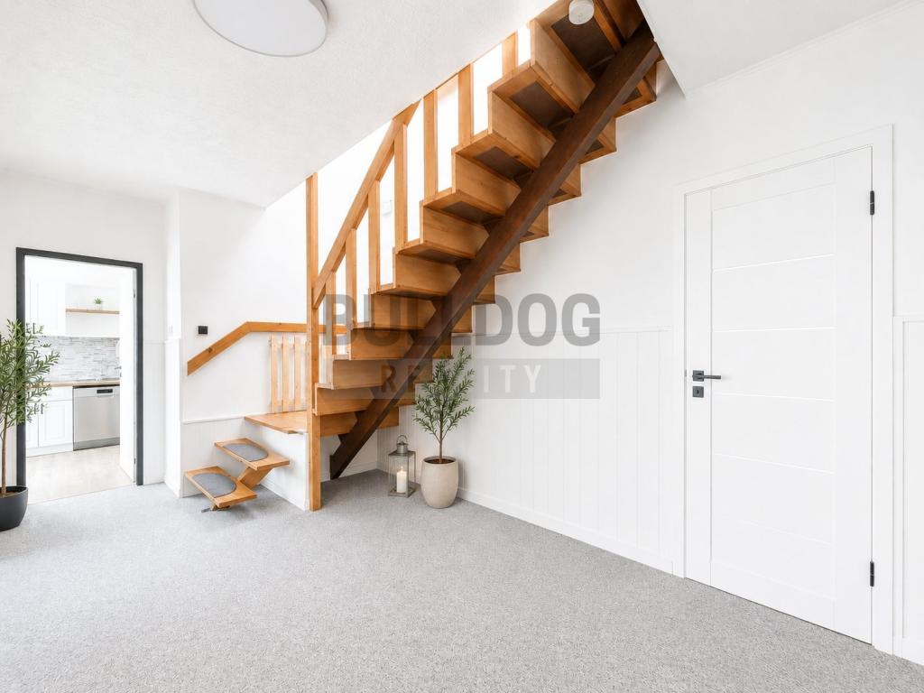 Prodej domu 211 m2, Praha – náhled fotky 12