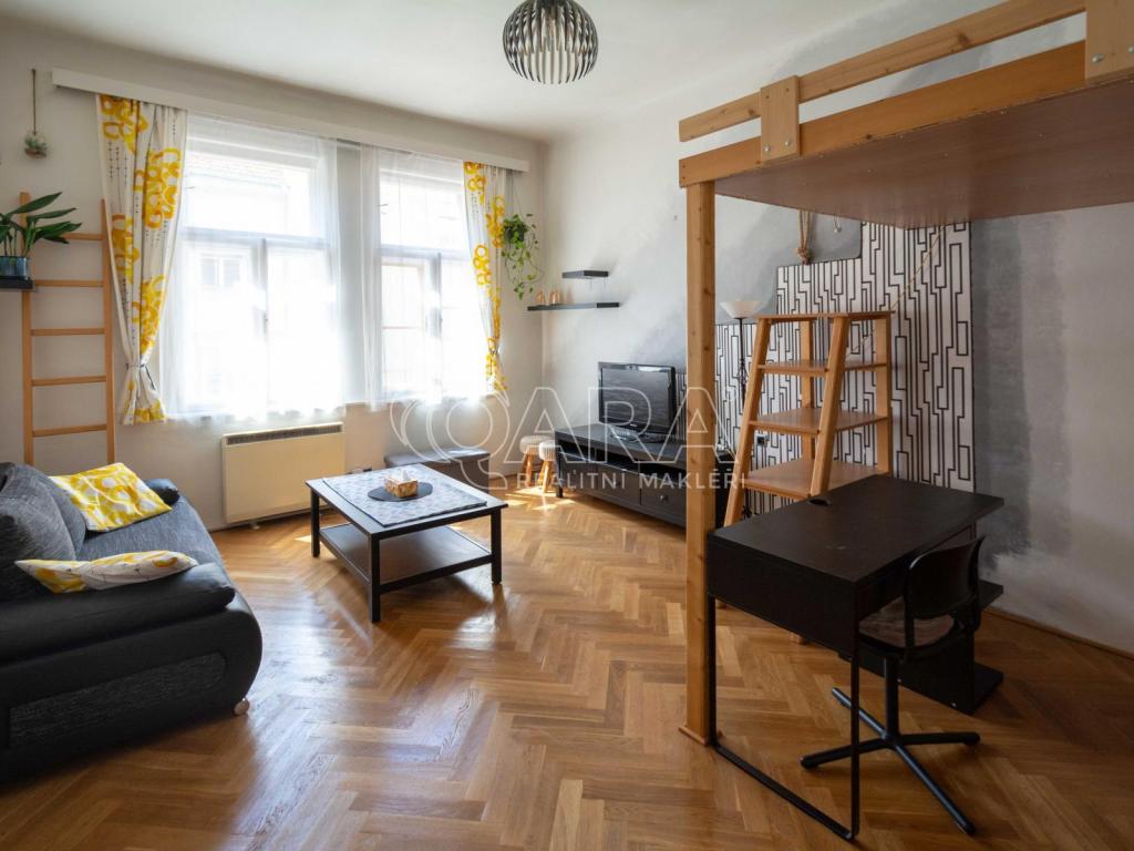 Pronájem bytu 2+kk 43 m2