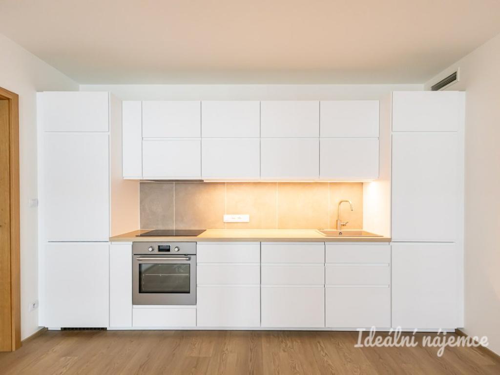 Pronájem bytu 2+kk 52 m2