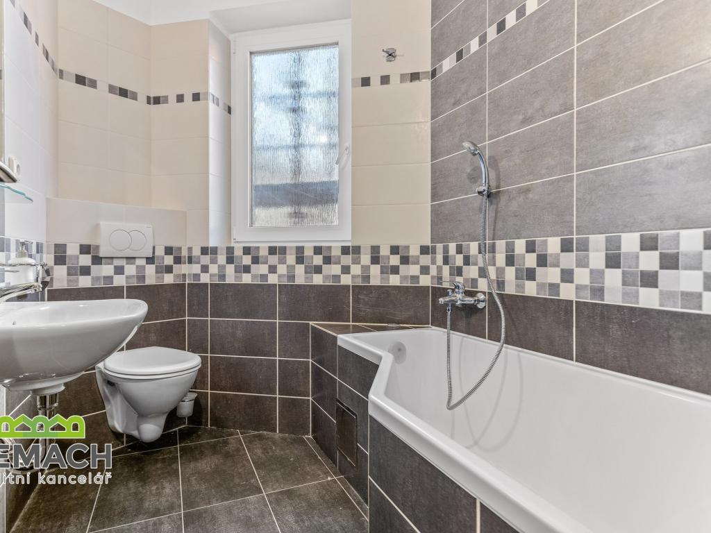 Pronájem bytu 2+kk 42 m2