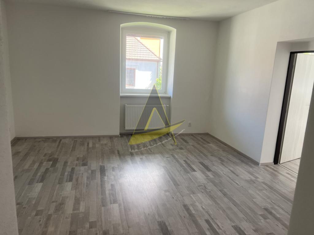 Pronájem bytu 3+kk 108 m2