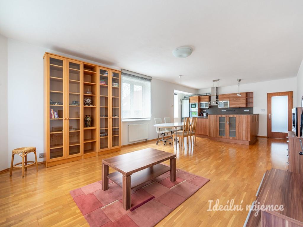 Pronájem bytu 4+kk 112 m2