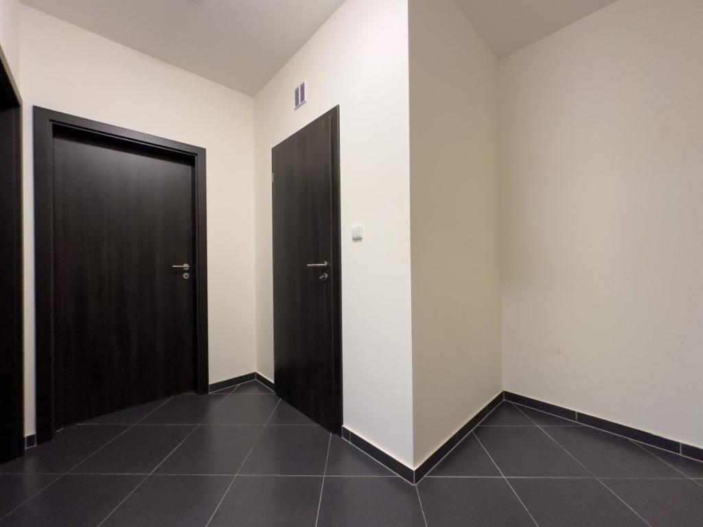 Pronájem bytu 2+kk 54 m2, Praha – náhled fotky 10