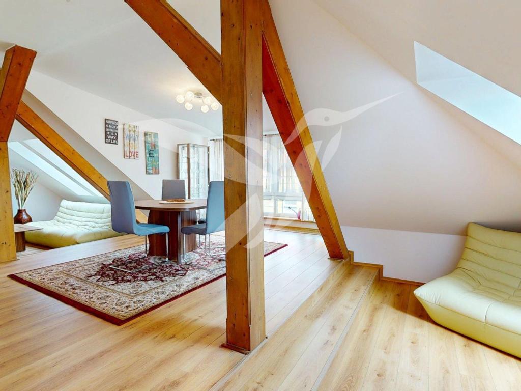 Pronájem bytu 3+1 150 m2