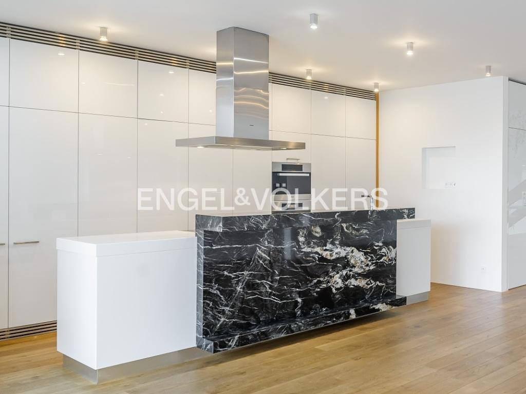 Pronájem bytu 4+kk 254 m2