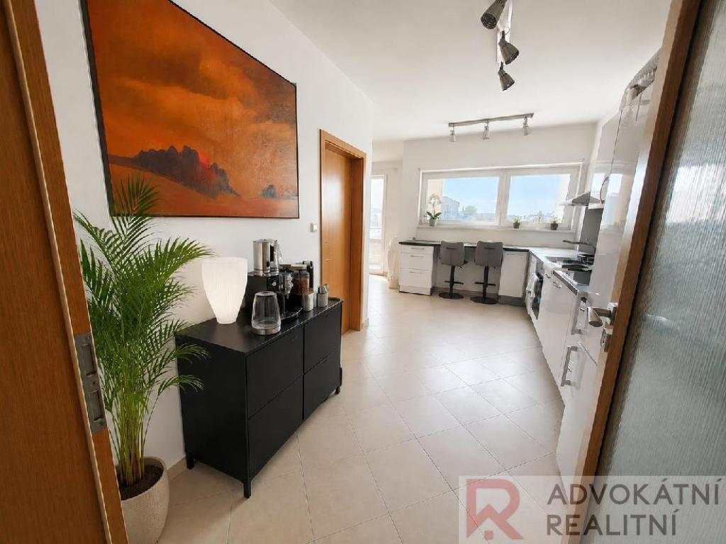 Pronájem bytu 2+kk 60 m2