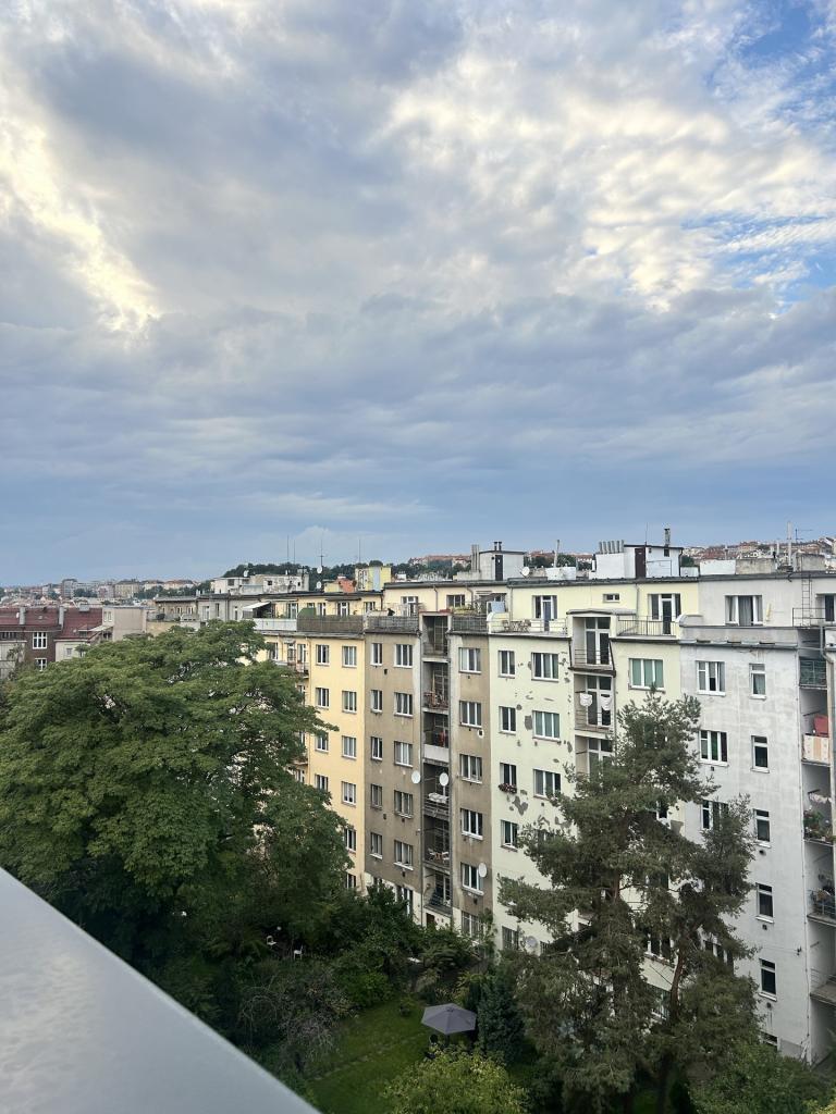 Pronájem bytu 2+kk 55 m2, Praha – náhled fotky 16