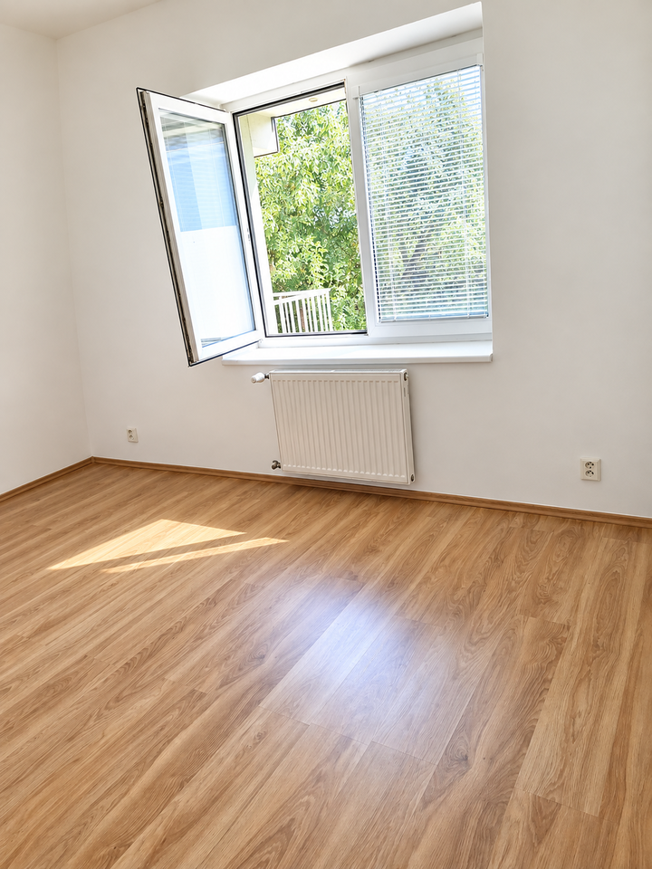 Pronájem bytu 4+1 155 m2, Praha – náhled fotky 13