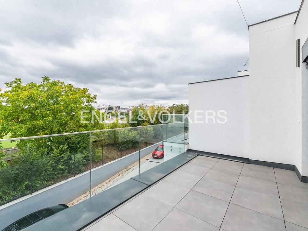 Pronájem domu 165 m2, Praha – náhled fotky 15