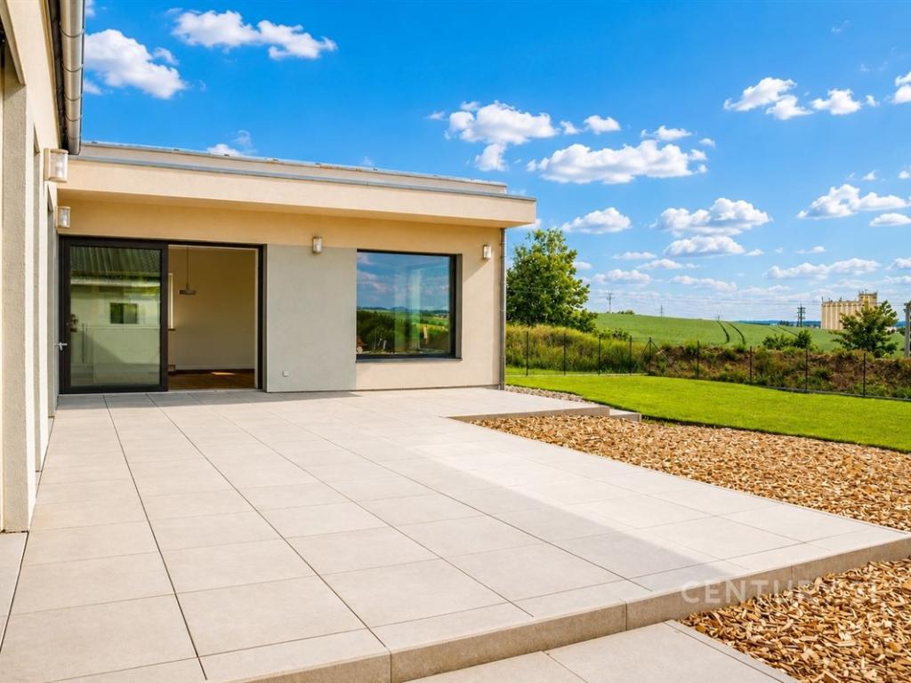 Pronájem domu 236 m2, Benešov – náhled fotky 12
