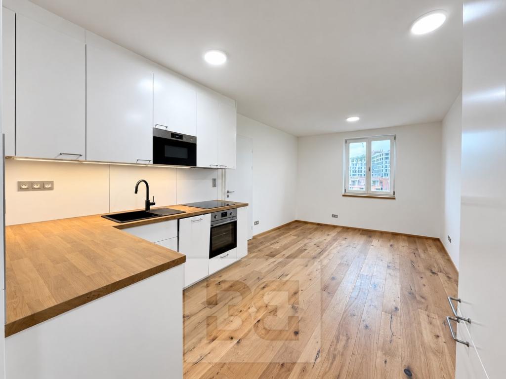 Pronájem bytu 2+kk 44 m2