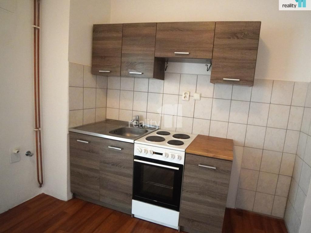 Pronájem bytu 1+kk 35 m2