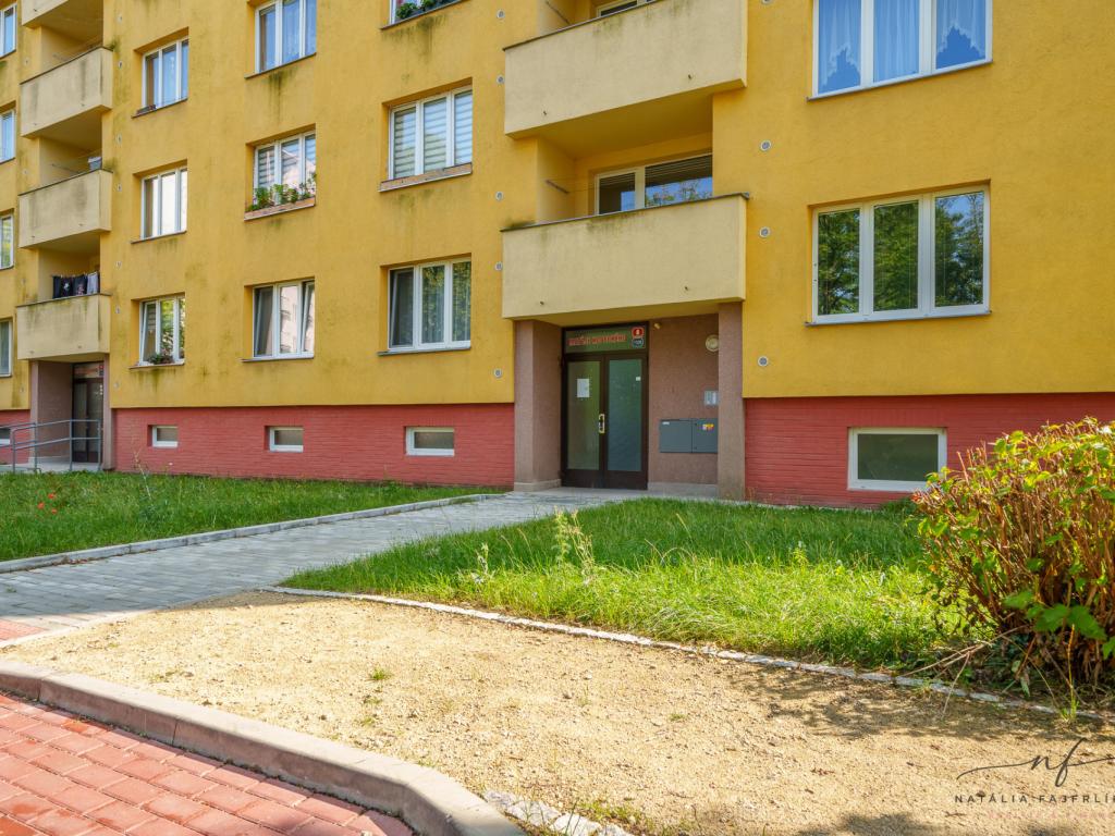 Pronájem bytu 2+1 56 m2, Cheb – náhled fotky 18